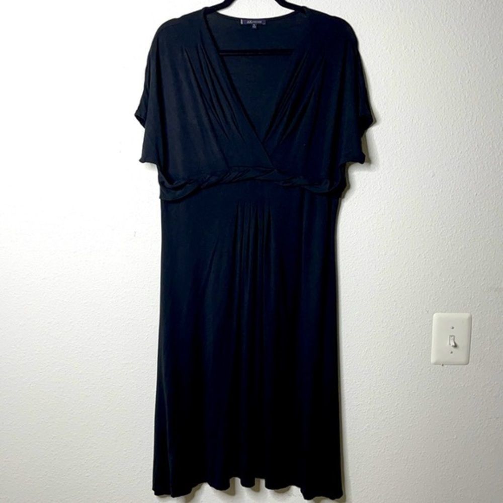 AK Anne Klein black v-neck XL soft knit dress